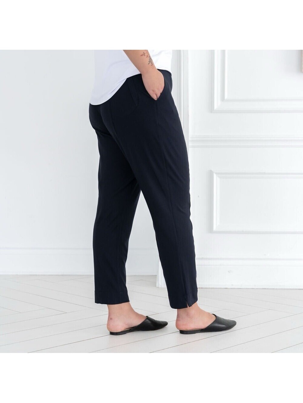 Encircled The Wanderer Slim Leg Pant Navy Blue MicroModal Made in Canada S